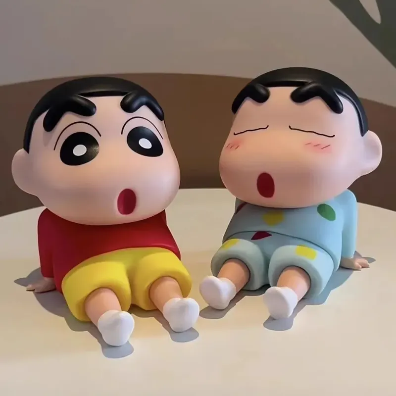 Crayon Shin-Chan Figuren Telefonhalter Kawaii Anime Desktop Ornamente Cartoon Fernsehen Telefon Unterstützung Niedliche Puppendekorationen - 3.42 EUR