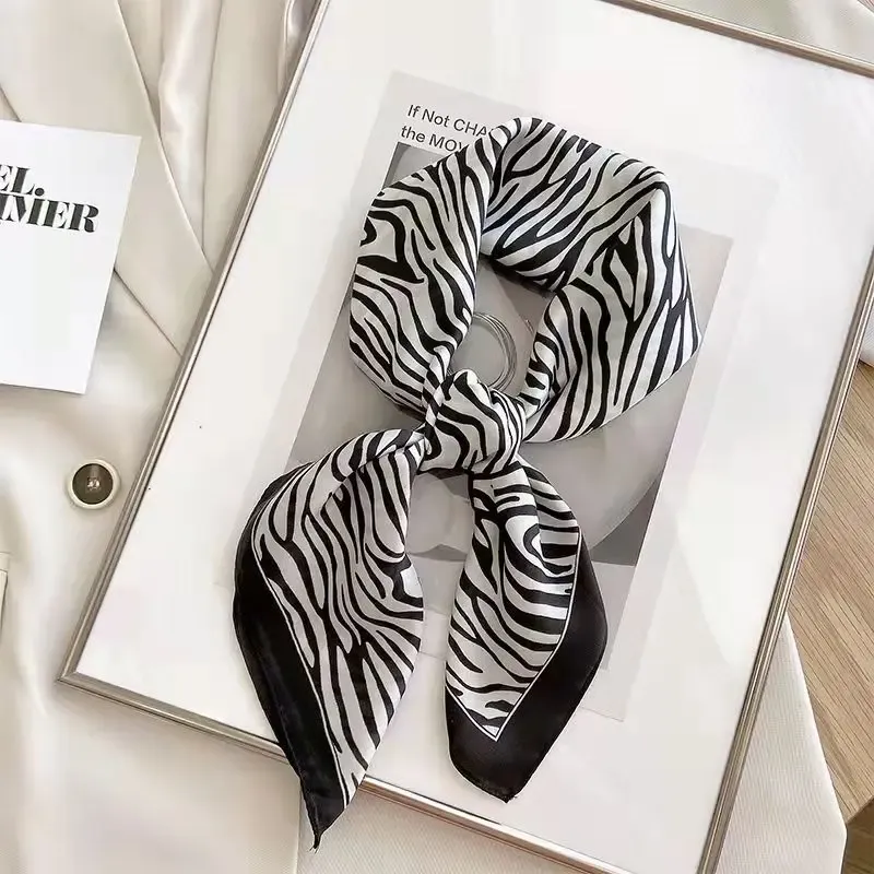 Neue Mode Zebra Gedruckt Quadrat Schal Weiche Satin Dünne Glatte Hals Schal 70*70 cm Vintage Stil Sonnenschutz kopftuch Für Frauen