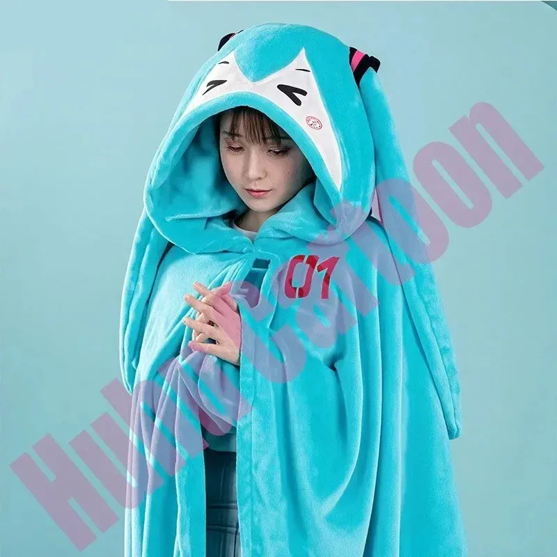 Hatsune Itabag Multifunktionale Kapuzen-Klimaanlagen-Decke, weich und warm, Siesta-Schal, Miku-Flanell-Umhang, Geschenk, Kawaii