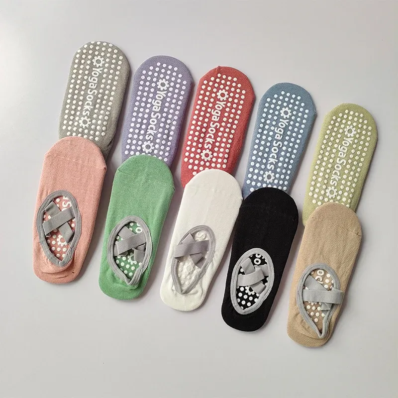 Professionelle Yoga-Socken für Damen, rutschfeste Pilates-Anfänger, Boden-Übungssocken für den Innenbereich, Yoga-Fitness-Socken mit gekreuzten Riemen