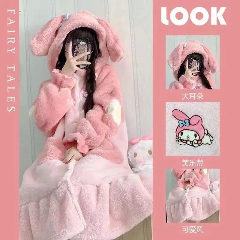 Heißer Kawaii Sanrio Cartoon Pyjamas Hallo Kitty Mädchen Samt Nachthemd Paar Süße Lange Bademantel Nachthemd Casual Hause Tragen Set