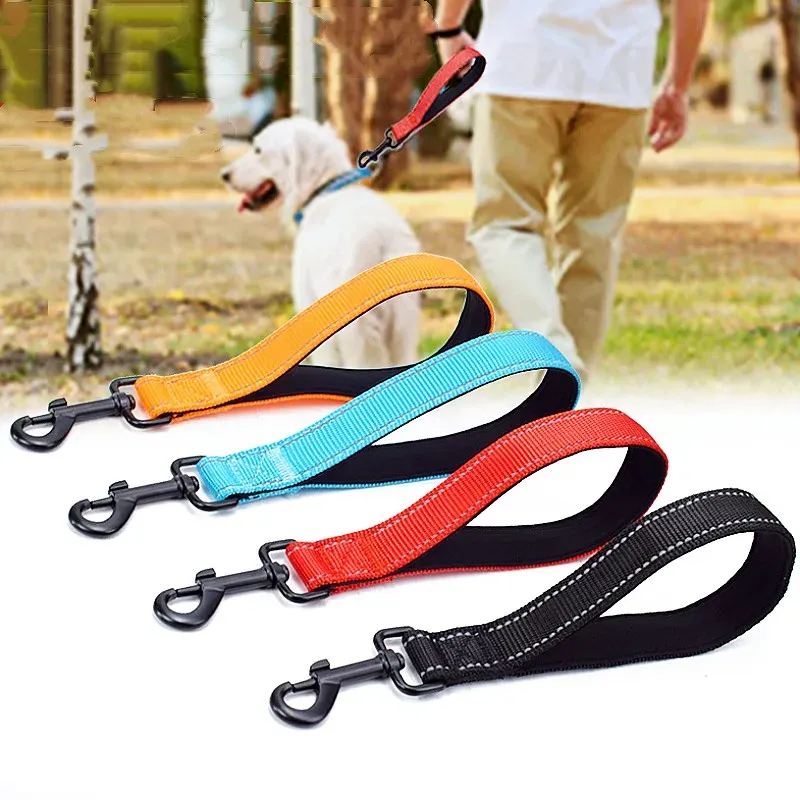 Hundeleine, 25 cm, Hundeleinen, reflektierende kurze Leine für mittelgroße und große Hunde, zu Fuß, weich gepolsterter Griff, Hundeleinen, kurze Haustierkette