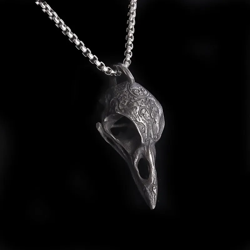 Retro nordischer Stil Krähe Schädel Anhänger Tier Vogel Halskette für Männer personalisierter Schmuck Glücksamulett Geschenk