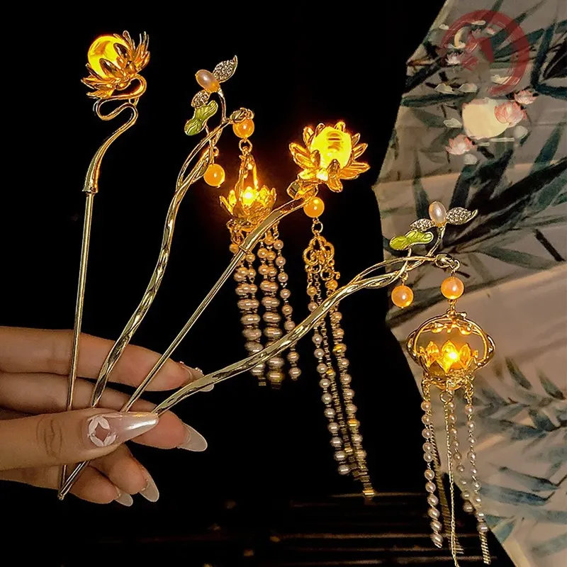 Leuchtende Blume Haarnadel Für Frauen Kreative Lotus Emittieren Licht Laterne Quaste Haar Stick Vintage Chinesischen Stil Metall Haar Zubehör