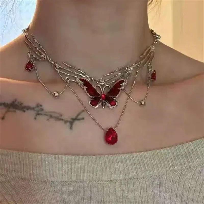 Gothic Roter Schmetterling Kristall Anhänger Splitter Geist Klaue Kurze Halsband Kette Halskette Für Frauen Punk Y2K Charms Schmuck Zubehör