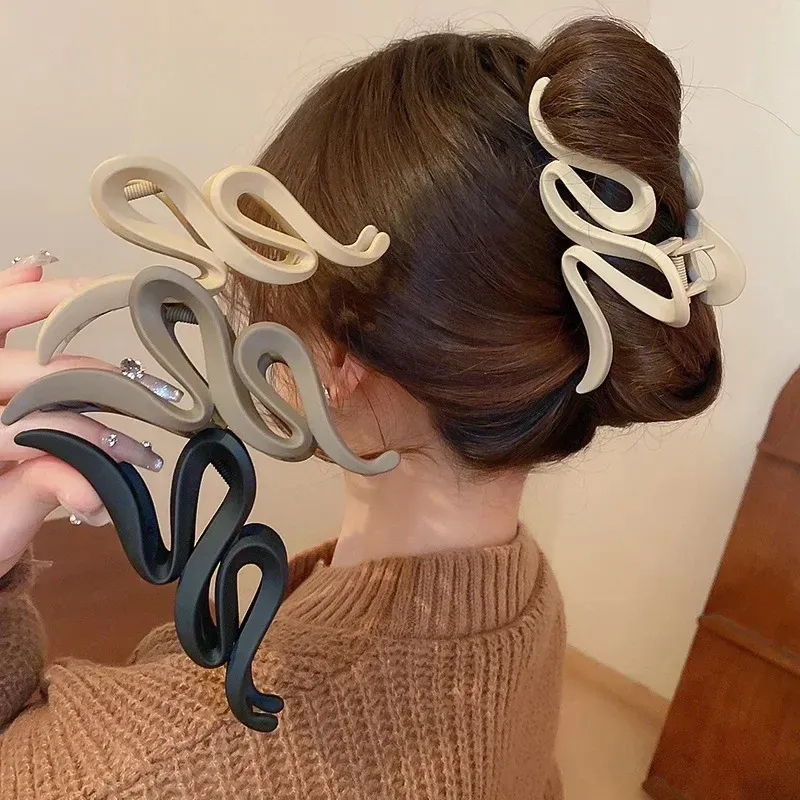 Mode Koreanische Einfarbig Acryl Welle Haar Krallen für Frauen Einfache Haar Clip Hohe Qualität Täglichen Haar Zubehör Mädchen Geschenk