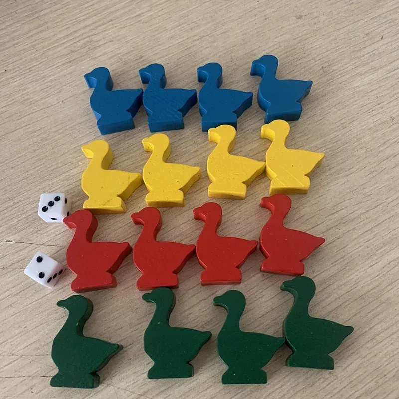 16 Stück/Set Gänseförmiges Schachspielzubehör aus Holz