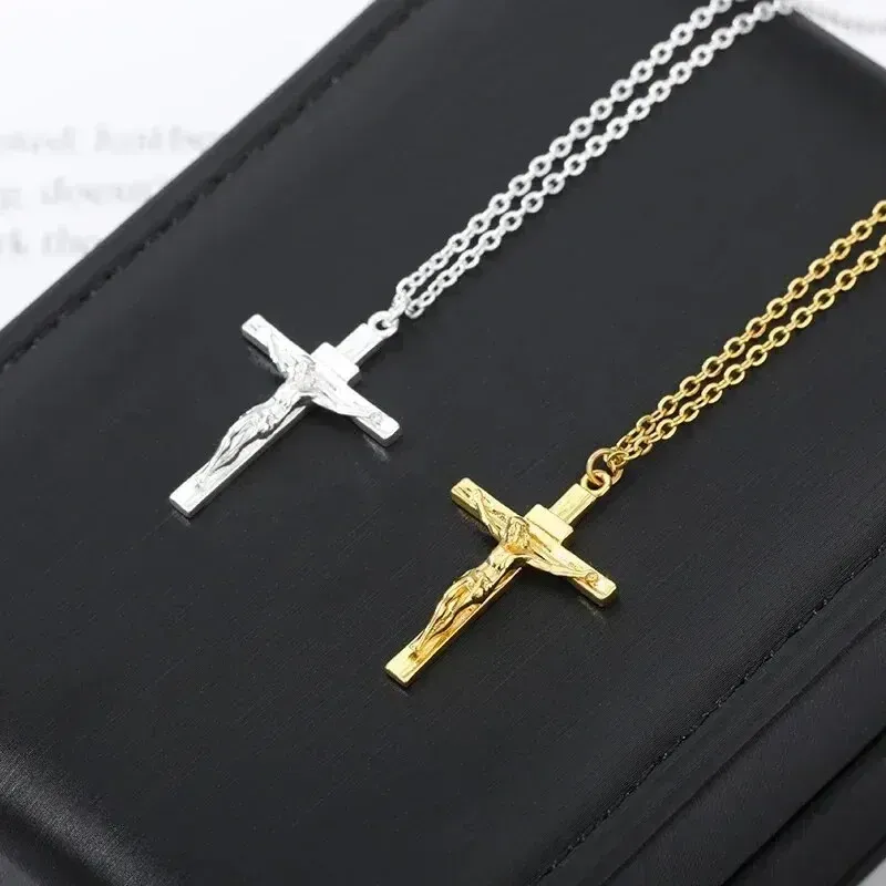 Kreuz-Halskette, 18 Karat vergoldet, religiöser Anhänger, Unisex, Kirchenschmuck, Geschenk, hypoallergene, lichtbeständige Kette