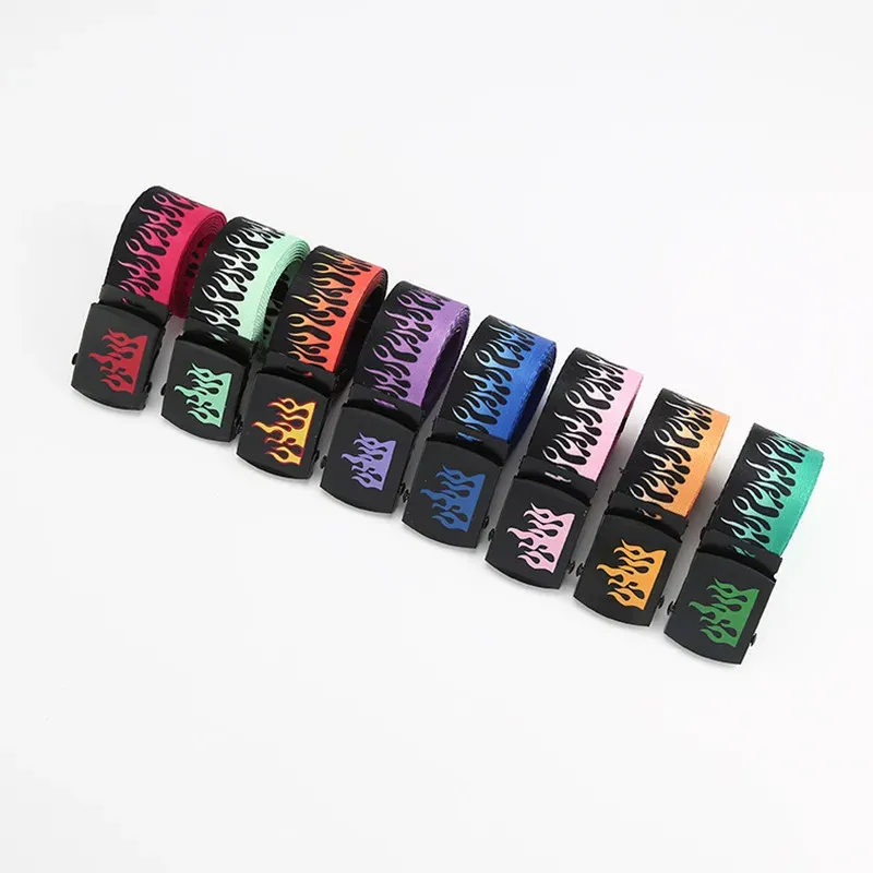 Punk-Flammen-Gürtel – Unisex-Hip-Hop-Streetwear-Accessoire, Metall-Ösengürtel im Bad Boy-Stil mit Gothic-Dekoration für Männer/Frauen