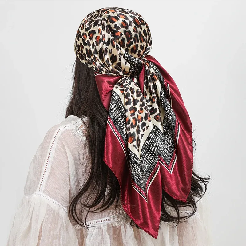 Leopardenmuster 90 cm quadratischer Seidenschal Frau Satin Stirnband muslimische Hijabs Schals glatt weiches Haar Schal Islimic Turban Bandana