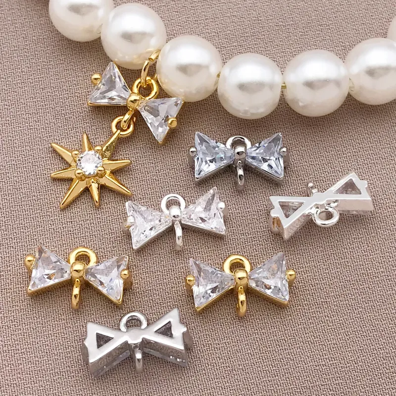2/4/6 Stück Großhandel 18 Karat vergoldet Zirkon kleine Mini-Bogen-Anschlüsse Charm-Zubehör für Armbänder Ohrringe Schmuckherstellung DIY