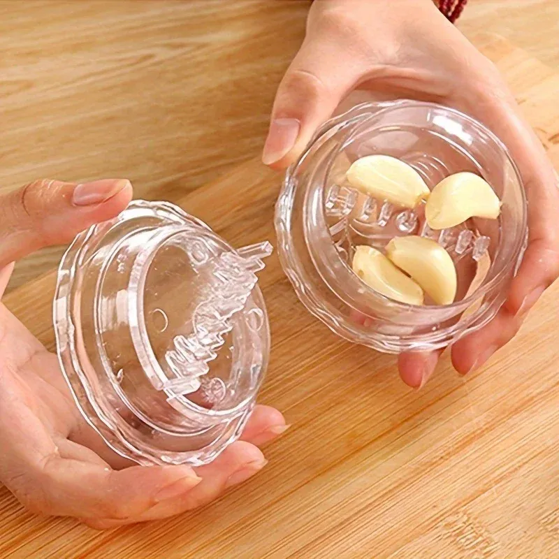 1/2 Stück manueller tragbarer Knoblauchbrecher – gedrehtes Küchenhelfer zum Zerkleinern von Knoblauch und Ingwer, einfach zu bedienen und zu reinigen