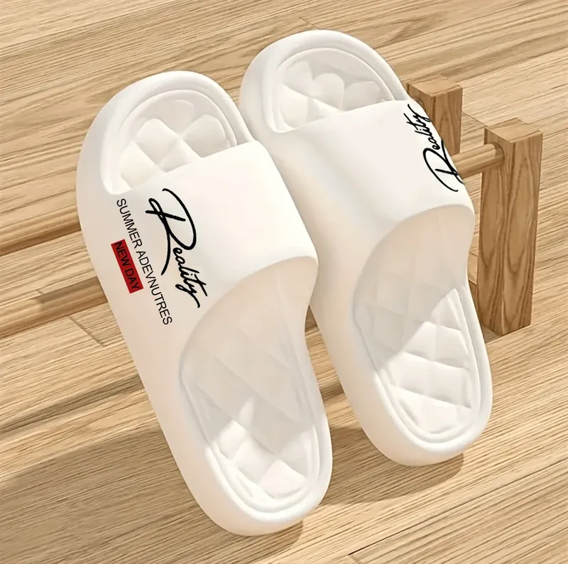 Sommerliches innovatives Design EVA-Herrenschuhe, weiche und leichte Hausschuhe, geeignet für Indoor- und Outdoor-Freizeitaktivitäten