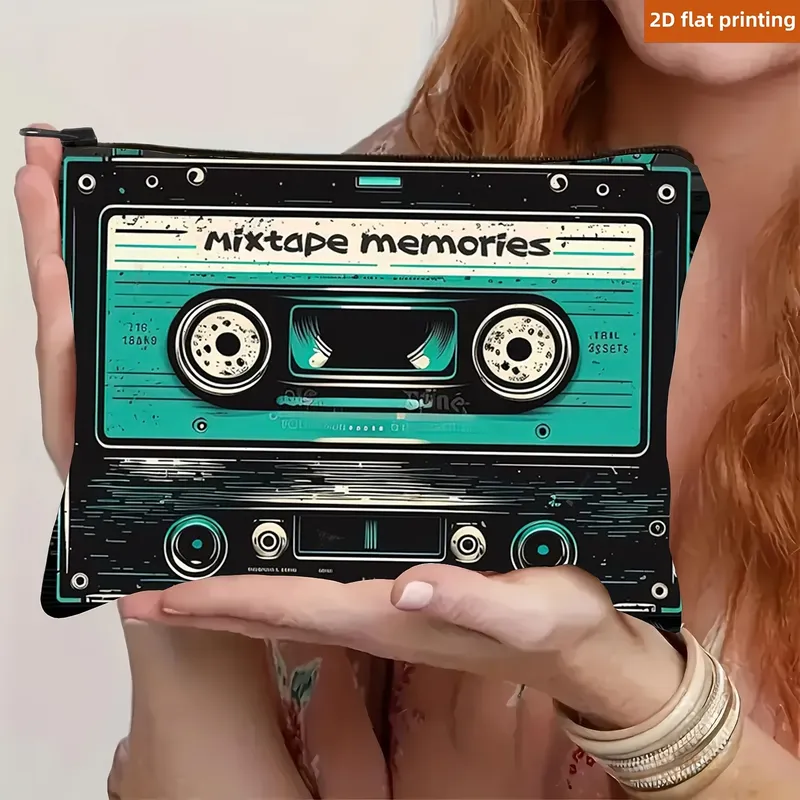 Drucken Sie Vintage „She's So Unusual“ 80er-Jahre-Kassettenband-Make-up-Tasche, lustiges Popkultur-Geschenk für Musikliebhaber, Reißverschlusstasche, Kosmetiktaschen