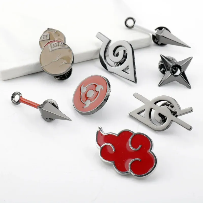 ZSQHET 8 Teile/satz Anime Cartoon Brosche Rot Metall Pin Rucksack Kleidung Revers Pin Schmuck Fans Geschenk Cosplay Kostüm Zubehör