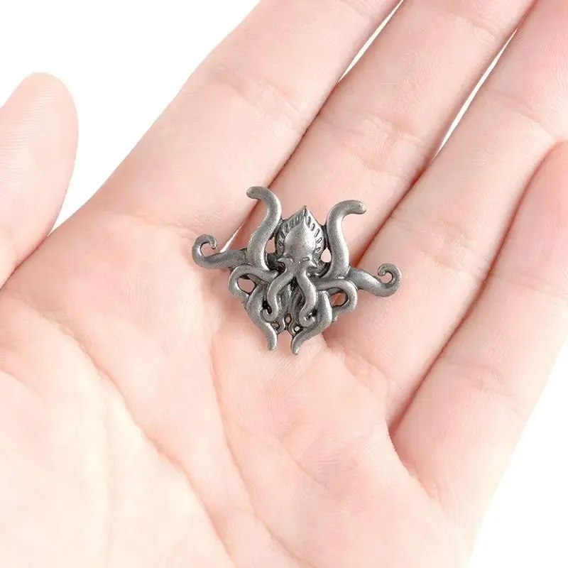 1 Stück Lovecraft Cthulhu Anstecknadel Persönlichkeit Abzeichen Nordic Sea Monster Octopus Broschen