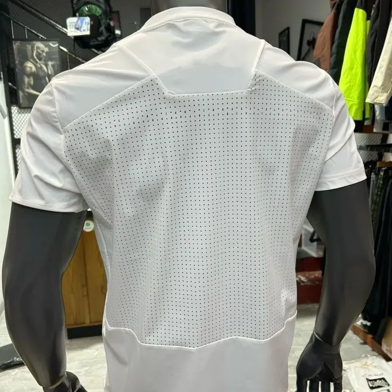 Trendige amerikanische lässige Overknee-Sportshorts für Jungen im Sommer, mit mehreren Optionen für lockeres Training in Viertelänge