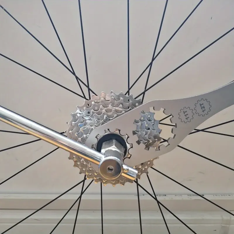 Werkzeug zum Entfernen des Freilaufs von Fahrradgetriebe – verstellbarer Kettenrad- und Freilaufschlüssel mit ergonomischem Griff, aus Edelstahl
