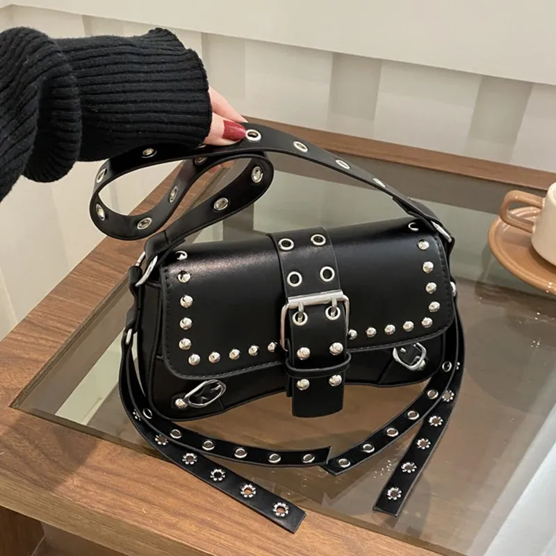 Umhängetasche für Damen, Punk-Stil, Geldbörse, PU-Leder, Rock, modische Handtaschen mit Nieten, kleine trendige Achseltasche