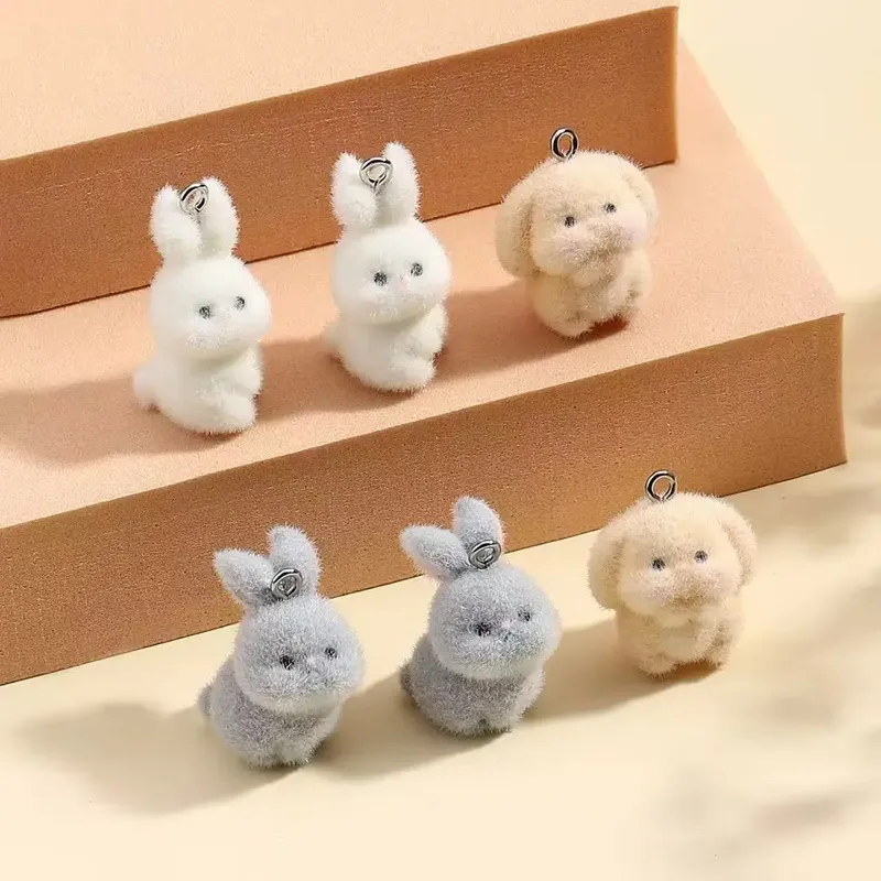 10 Stück Beflockung Kleines Kaninchen Harz Charms Tier Anhänger DIY Telefonketten Schlüsselanhänger Ohrring Zubehör für Schmuckherstellung