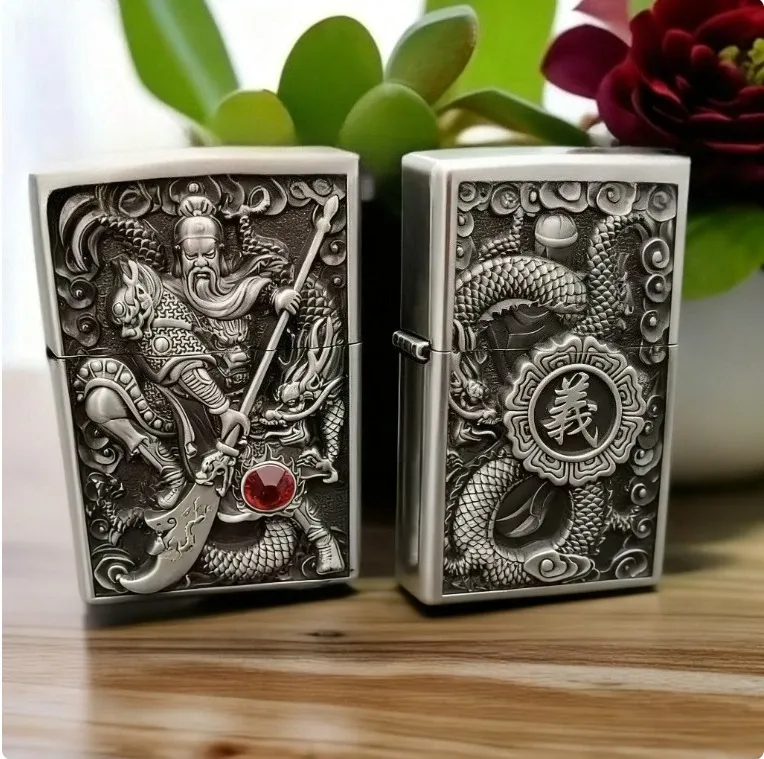 Kerosiene Metall Feuerzeug Geschenk Trend Rüstung Relief Rose Feuerzeuge Rauchen Rauch Zubehör Gadgets für Männer Feuerzeug