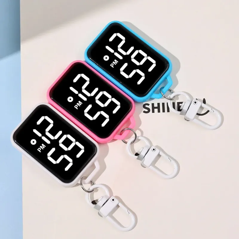 1/4 Stück LED-Schlüsselanhänger, Taschenuhr, Digitalanzeige, elektronische Uhr für junge Studenten, Rucksäcke, Schlüssel, Anhänger, Zeitmesser vorhanden