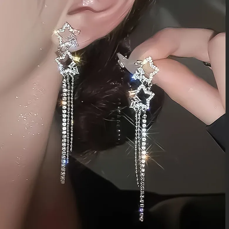2024 neue Einfache Sterne Quaste Ohrringe für Frauen Koreanische Charme Zarte Glänzende Strass Tropfen Ohrring Mode Hochzeit Geschenk Schmuck