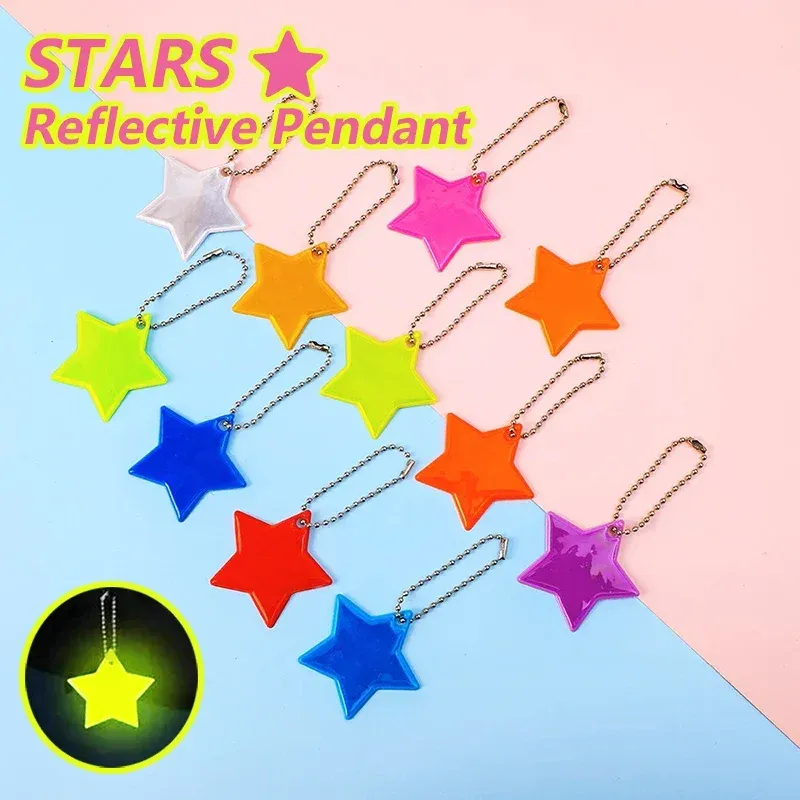 10PCS Bunte Sterne Reflektierende Schlüsselbund Rucksack Zubehör Anhänger Nacht Reiten doppelseitige Reflektierende Schlüssel Ring