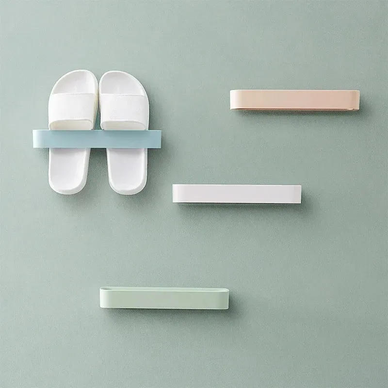 Selbstklebender Slipper-Rack – Wandmontierter Badezimmer-Aufbewahrung, 6-Haken-Slipper-Organizer für Toilette, Dusche, Schlafzimmer (weiß)