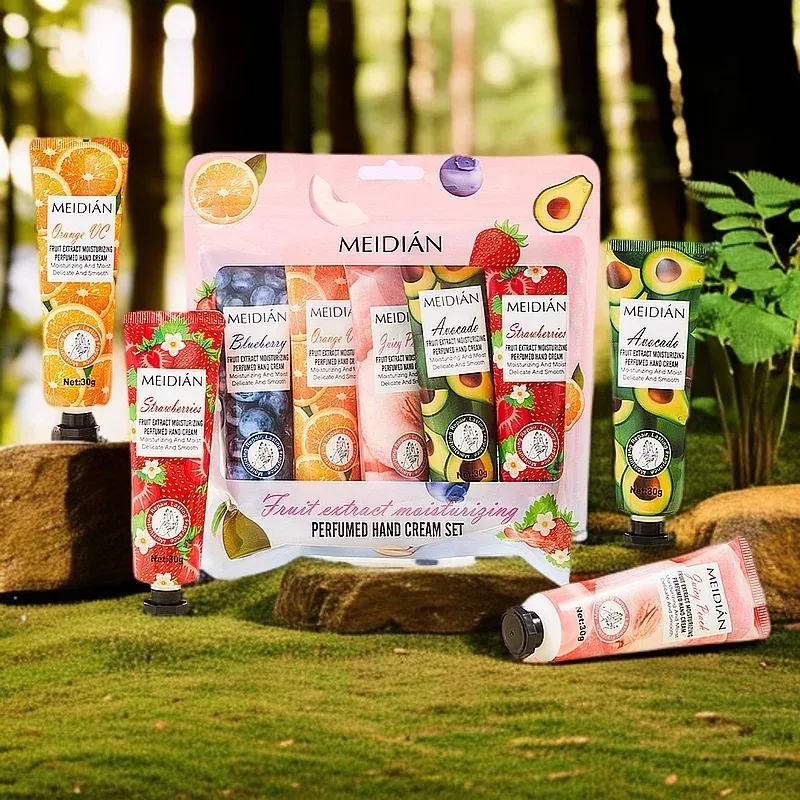 Fünfteiliges Set fruchtig duftender Handcremes für Feuchtigkeitspflege und langanhaltenden Duft. Handpflegemaske Creme - 4.34 EUR