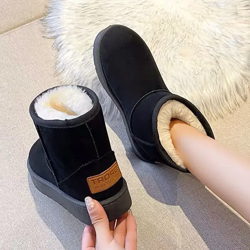 Modische braune kurze Winterstiefel, neue Plateauschuhe, Push-Size-Stiefeletten für Damen, wasserdichte und warme Schneestiefel