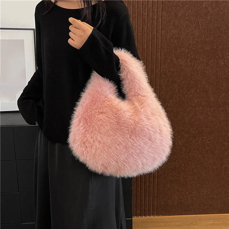 Winter Umhängetaschen Casual Pelzigen für Frauen Einfarbig Weiche Plüsch Damen Kupplung Geldbörse Handtaschen Leichte Weibliche Hobos Tasche