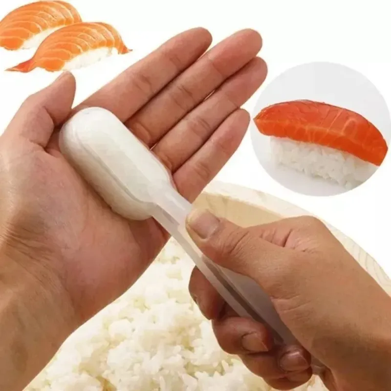 DIY Handgehaltene Sushi-Form zur Herstellung von Einzelnen Reisbällchen, Kommerzielle Japanische Küche Reis-Schiff-Backform - 4.29 EUR