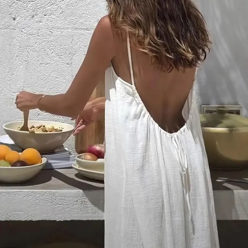 Elegantes, vielseitiges Maxikleid für Damen mit Trägern, rückenfrei, locker geschnitten, in Unifarben, für den Sommer 2026 – perfekt für den Strand