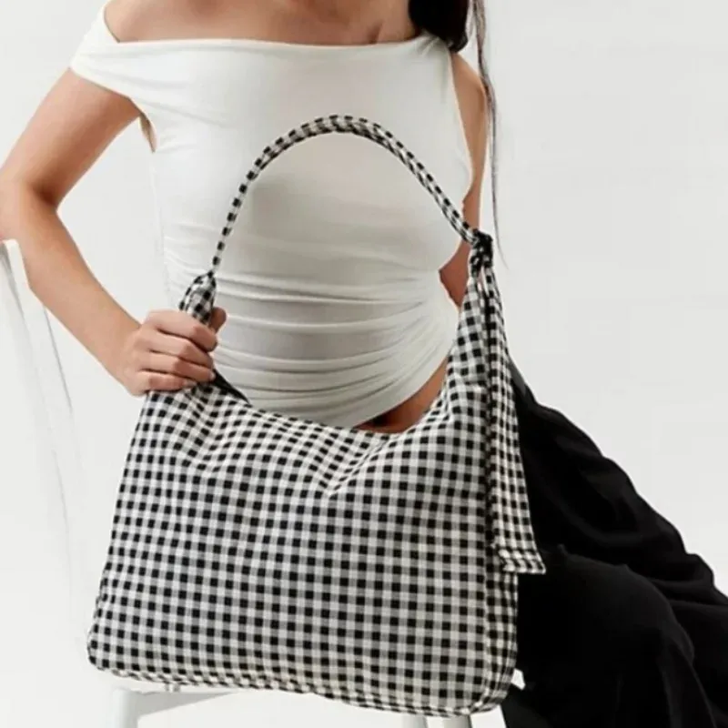 Nylon-Umhängetasche für Damen, Markendesign, schwarz-weiß karierte Umhängetasche, Einkaufstasche mit großem Fassungsvermögen, Shopper