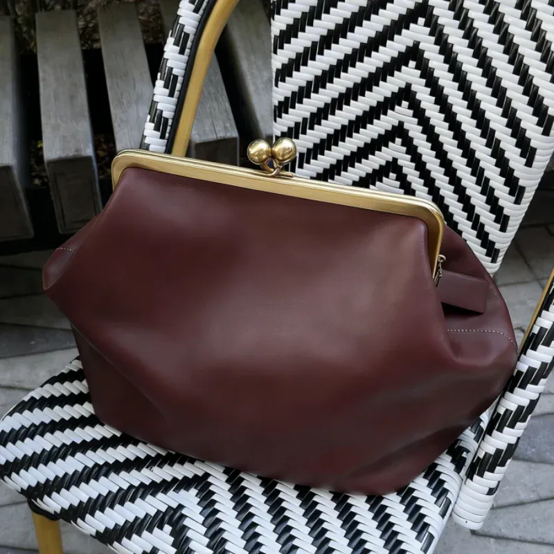 Marken-Damenhandtasche Exquisites Unregelmäßiges Design Muschel-Handtasche Luxuriöse Große Kapazität Clip-Clutch Elegante Abendtasche
