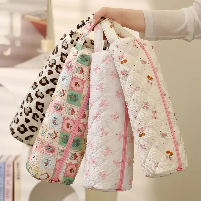 Aufbewahrungstasche, großes Fassungsvermögen, Polyester-Material, tragbar, verschleißfest, tragbare Tasche für Haartrockner, Aufbewahrungstasche mit Blumenmuster