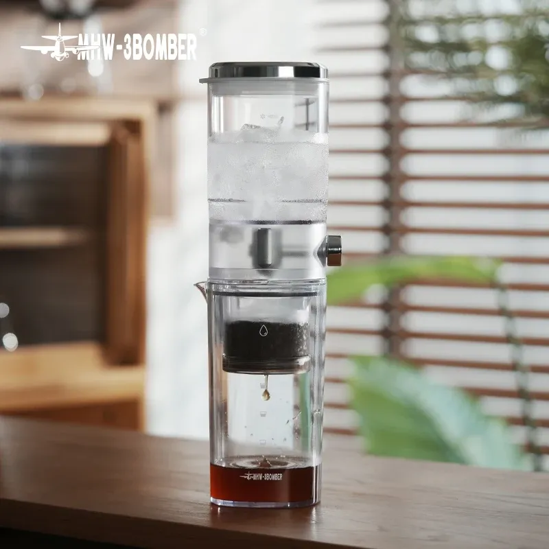 MHW-3BOMBER Eiskaffeebereiter 400ml Kaltbrüher Tragbare Kaltbrüh-Kaffeekanne Glas-Kaffeekrug Sommer-Camping-Zubehör