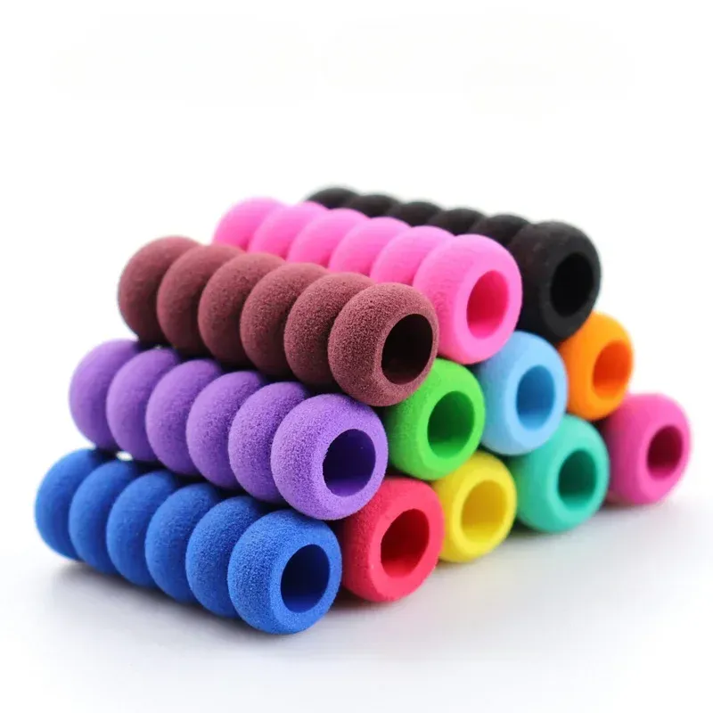 30 stücke Bleistift Griffe für Kinder Handschrift Weichen Schwamm Diamant Malerei Bohrer Stift Grip Anti-slip Finger Schutz Corrector papeleria