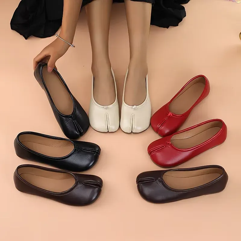 2026 Neue Damen Tabi-Flats mit geteilter Zehenpartie, weiche Leder-Slipper-Ballettschuhe, bequeme Freizeitschuhe für den Alltag für Damen