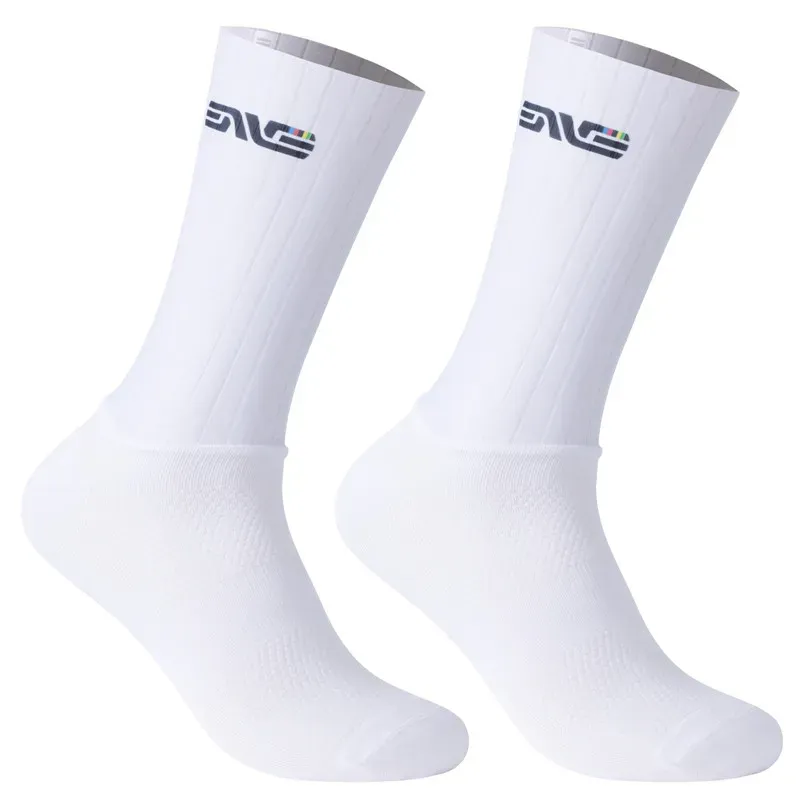 2026 Neue Rutschfeste Nahtlose Radsocken Integralgeformte High-Tech Fahrradsocken Kompressions-Fahrradsocken für Outdoor-Laufsport