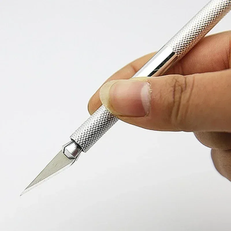 Gravur-Bastelmesser Rutschfestes Metall-Skalpell Schnitzmesser für Handwerk und Hobby Gold/Silber Farbiges Universalmesser Schreibwaren Kunstbedarf