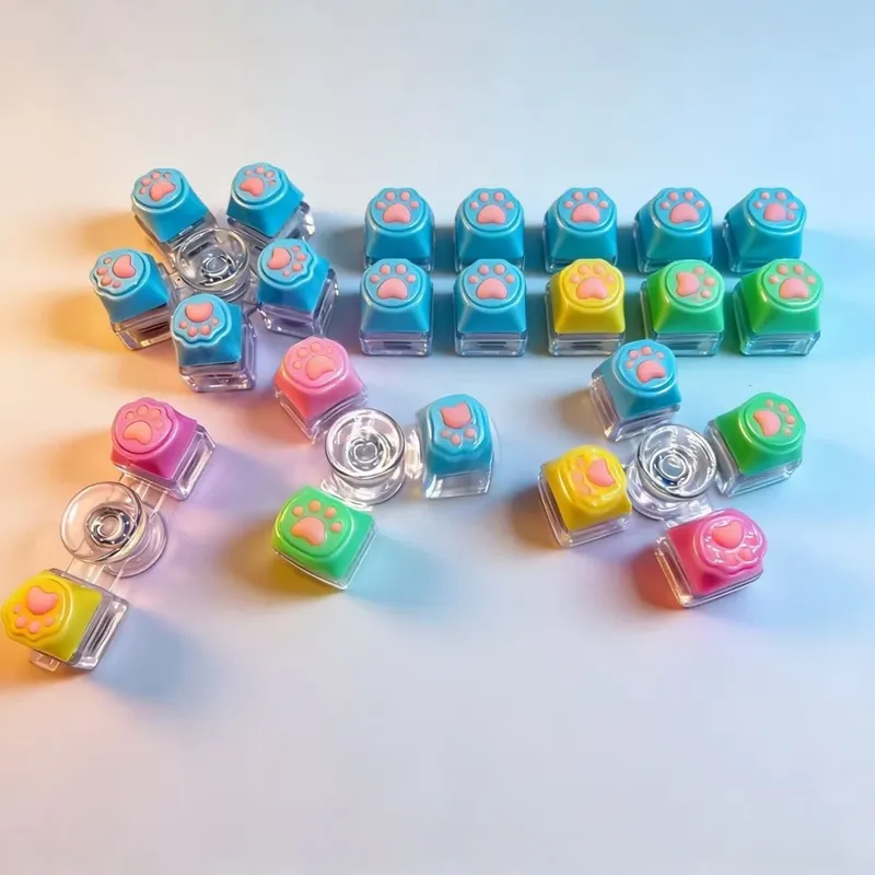 Katzenpfoten-Tastenkappen-Schlüsselanhänger, mechanische Tastatur, Fidget Spinner, Stressabbau-Spielzeug, weicher, süßer Schlüsselring für den Schreibtisch, Angstlinderungsgeschenk