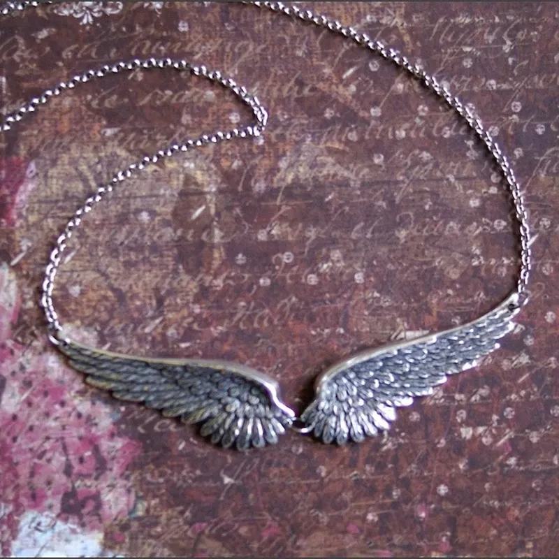 Vintage Engelsflügel Feder Halsband Großer Anhänger Ästhetische Gliederketten Statement Halskette für Frauen Kragen Lätzchen Hochzeit Tribal Geschenk