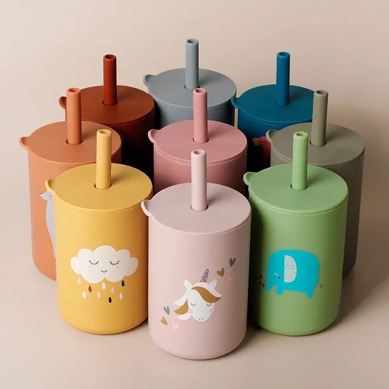 Baby Fütterung Drink Stroh Tasse Baby Cartoon Lernen Fütterung Tasse Food Grade Silikon Kleinkind Wasser Flasche Geschirr BPA FREI