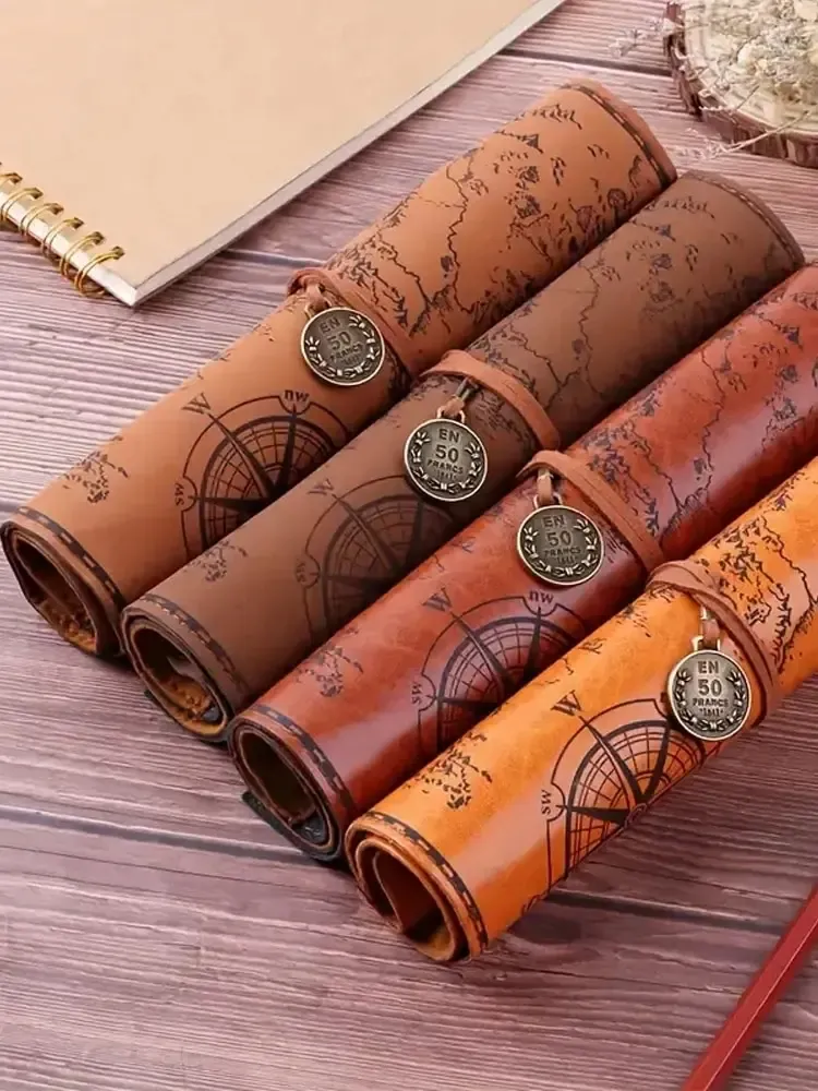 1PC Kreative Schatz Karte Retro Bleistift Fall Leder Große Kapazität Rolle Bleistift Tasche Geprägte Schnalle Einfache Schreibwaren Box Rolle po