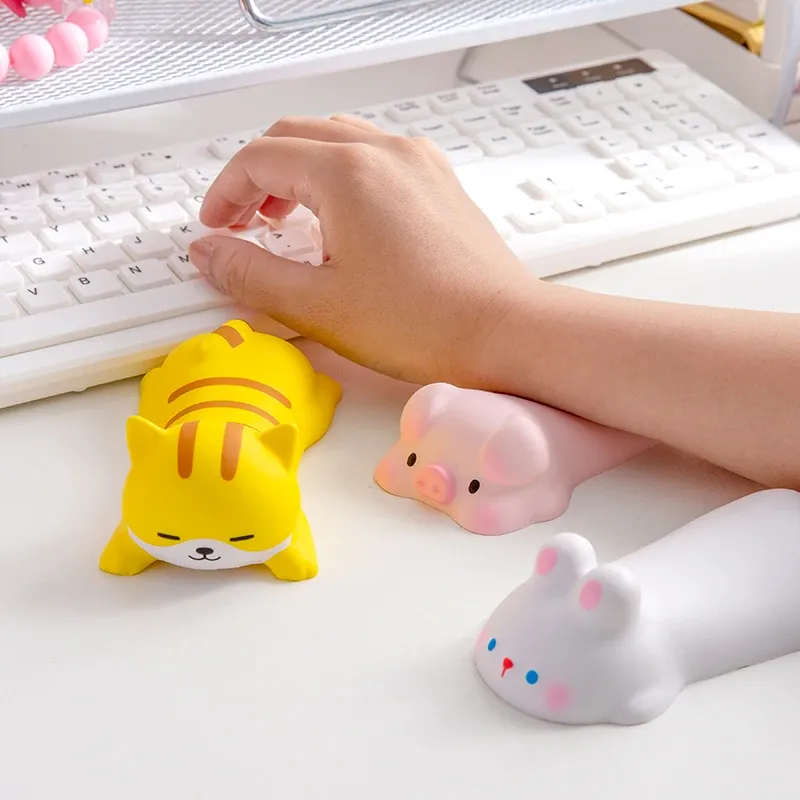 Neue Nette Handgelenk Rest Unterstützung Für Maus Pad Computer Laptop Armlehne Für Schreibtisch Ergonomische Kawaii Langsam Steigenden Squishy Spielzeug