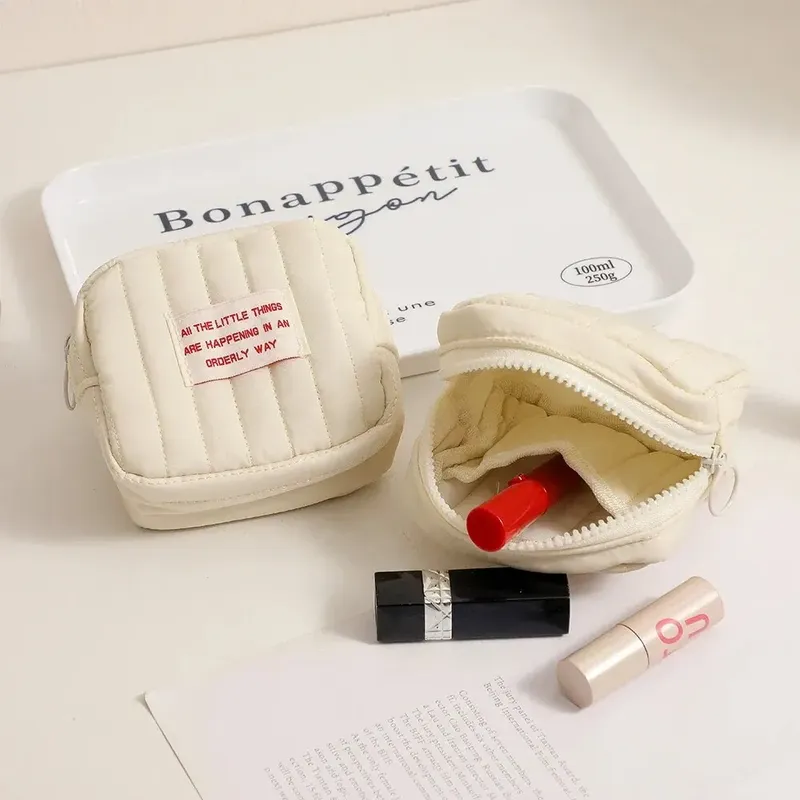 Koreanische Platz Kleine Make-Up Tasche Student Kleine Kopfhörer Null Brieftasche Mädchen Tragbare Lippenstift Lagerung Taschen