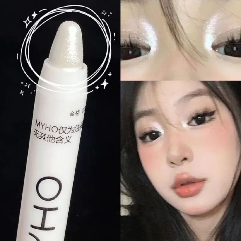 Liegender Seidenraupen stift monochromes Aufhellung highlight mit Blitz-Lidschatten stift