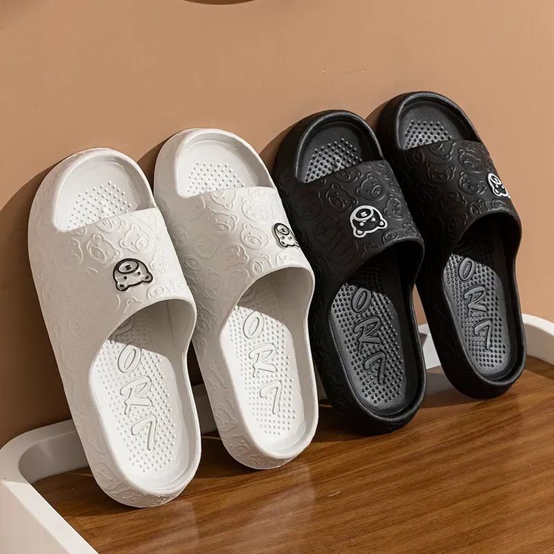 Sommer Mode männer Hausschuhe Druck Kleine Bär Sandalen Indoor Bad Nicht-slip Weiche Frauen Schlafsaal Casual Schuhe Paar